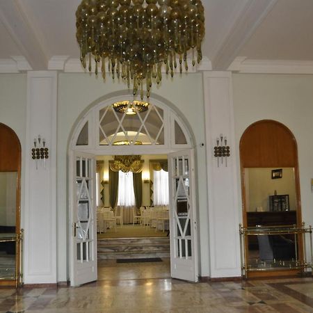 Hotel Triumf 부쿠레슈티 외부 사진