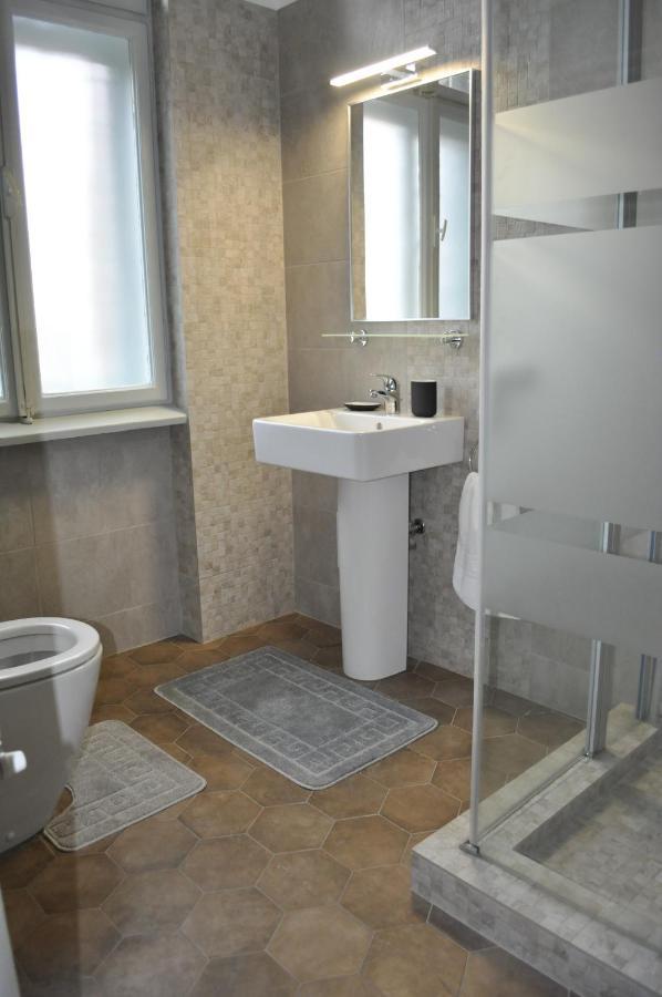 Hotel Triumf 부쿠레슈티 외부 사진