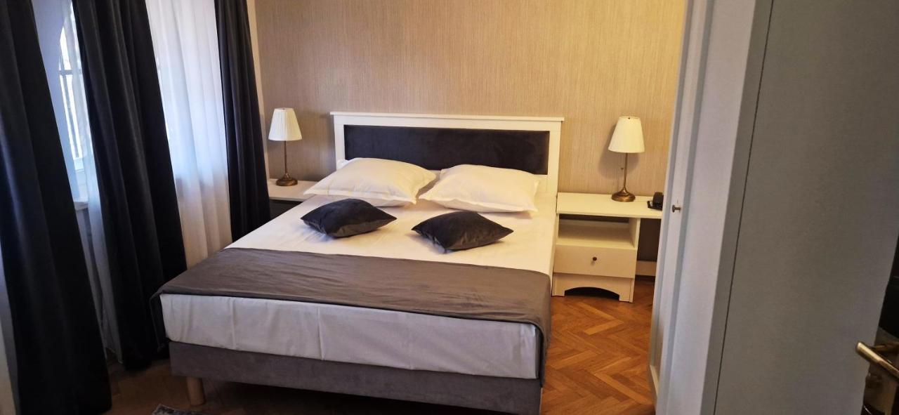 Hotel Triumf 부쿠레슈티 외부 사진