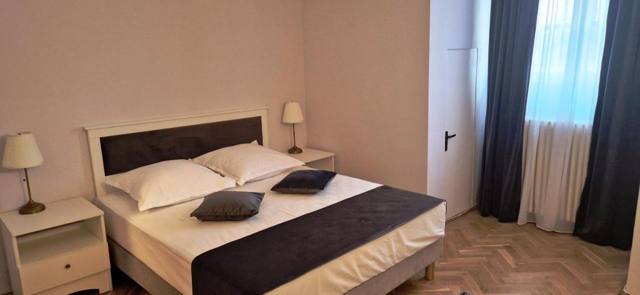 Hotel Triumf 부쿠레슈티 외부 사진