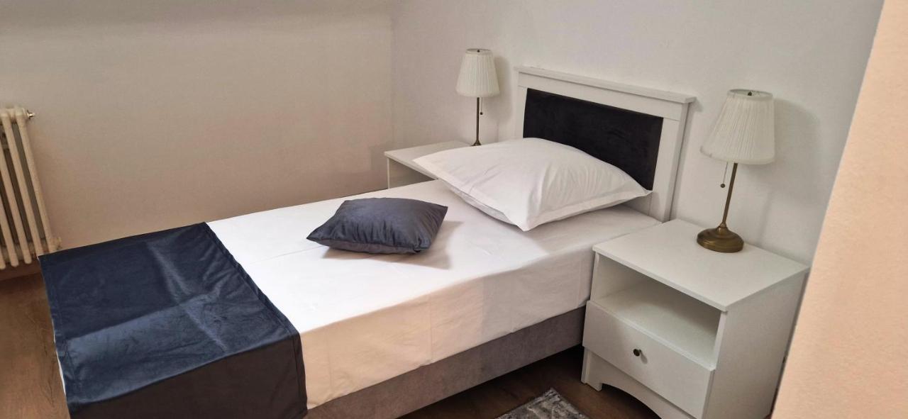 Hotel Triumf 부쿠레슈티 외부 사진