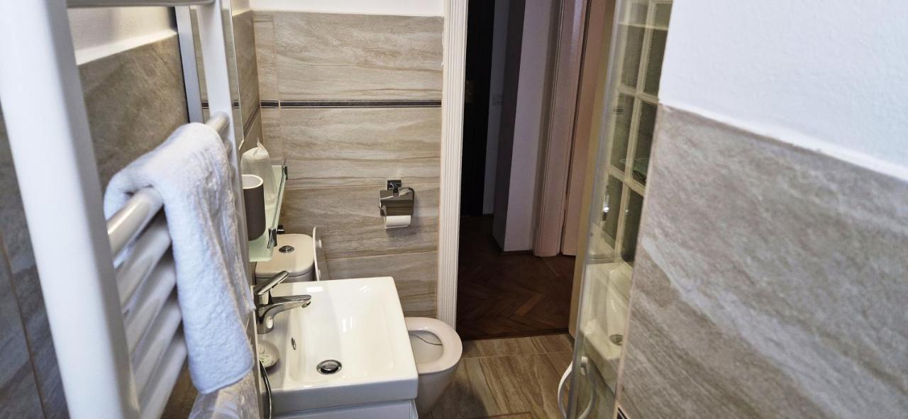 Hotel Triumf 부쿠레슈티 외부 사진